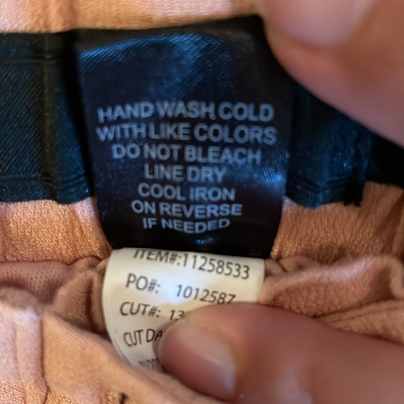 Torrid lace up crepe peach colored shorts elastic waist - Picture 7 of 7